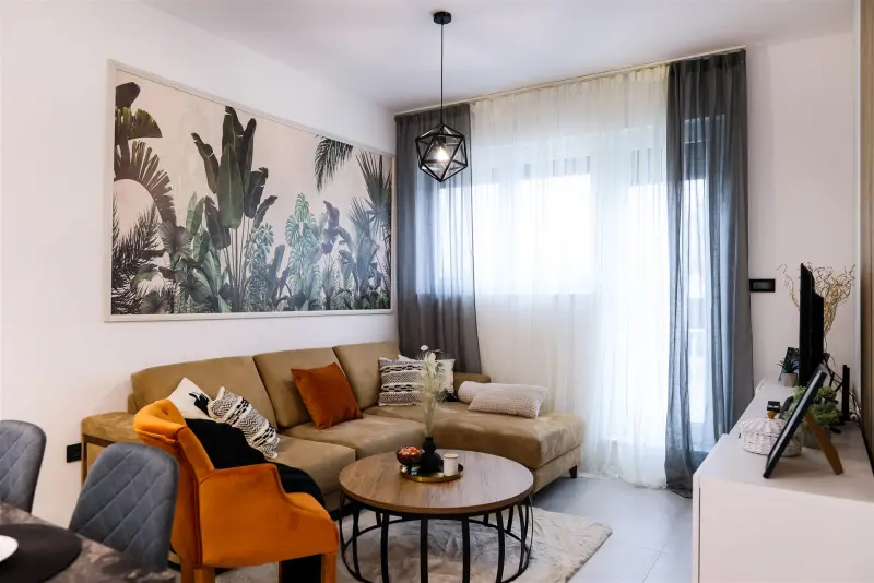 Apartment 4